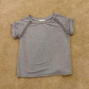 Short sleeve shirt